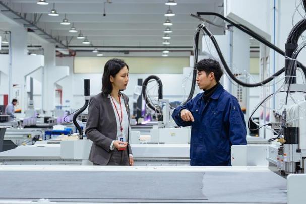 揚州一家主營羽絨制品制造的企業主劉總感慨道.