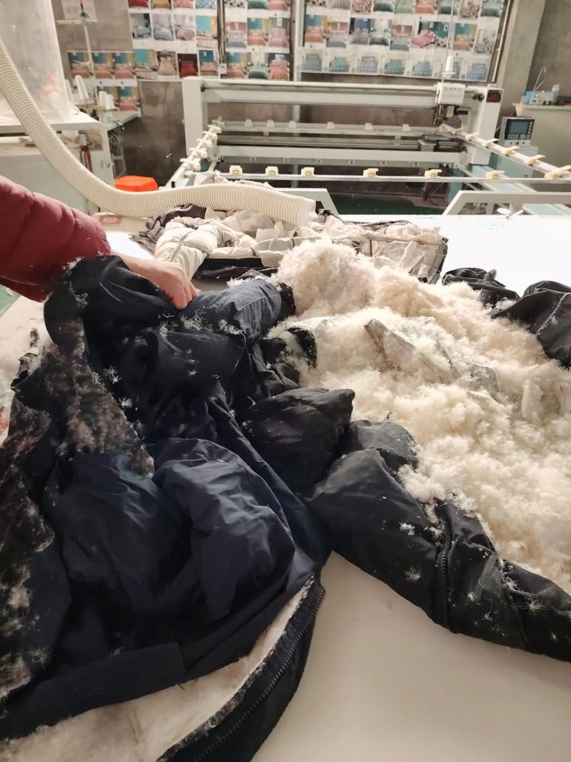舊羽絨服加工羽絨被廢物利用 #現場實拍 #工作實拍 #實體
